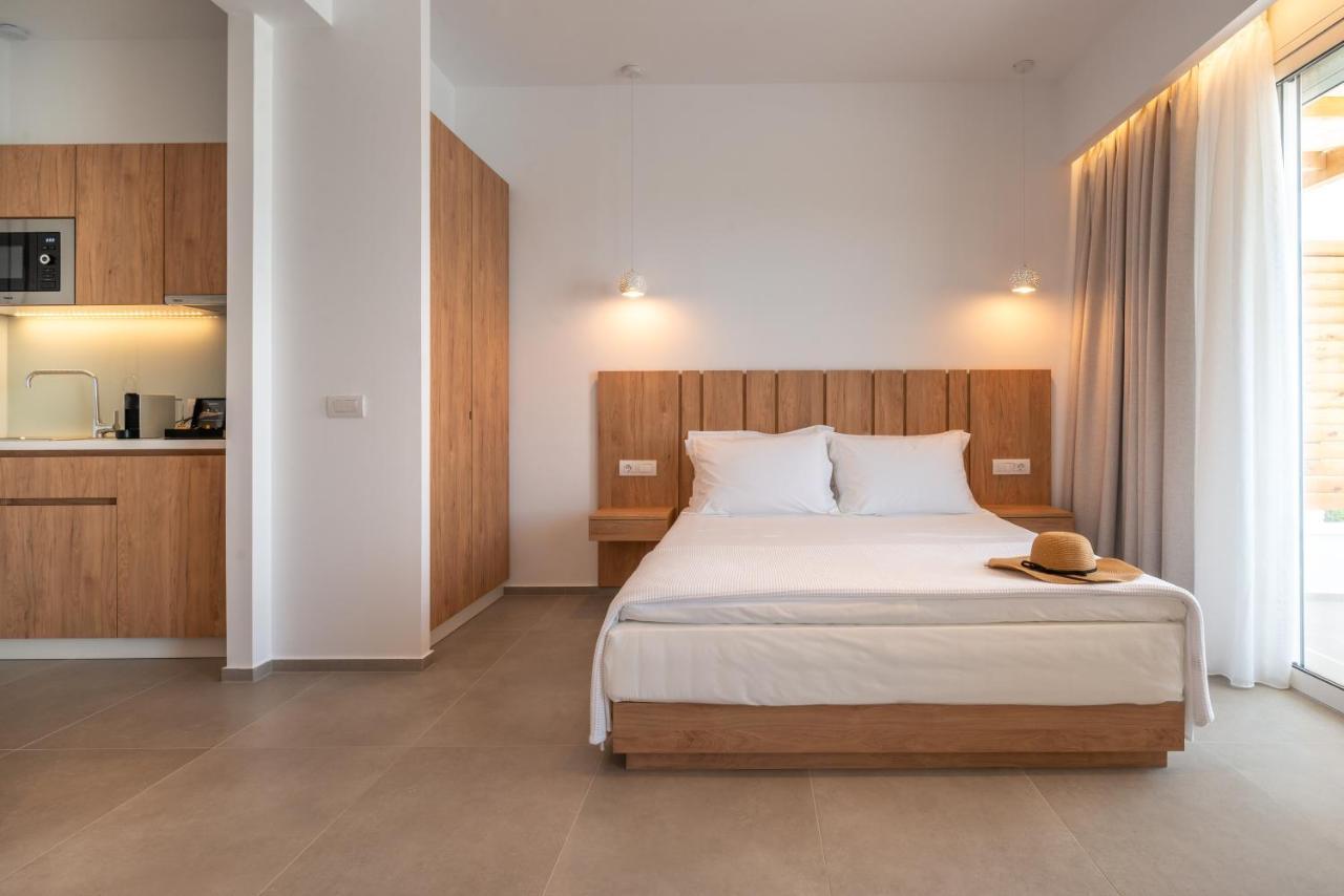 Ninemia Luxury Residence ペルディカ エクステリア 写真